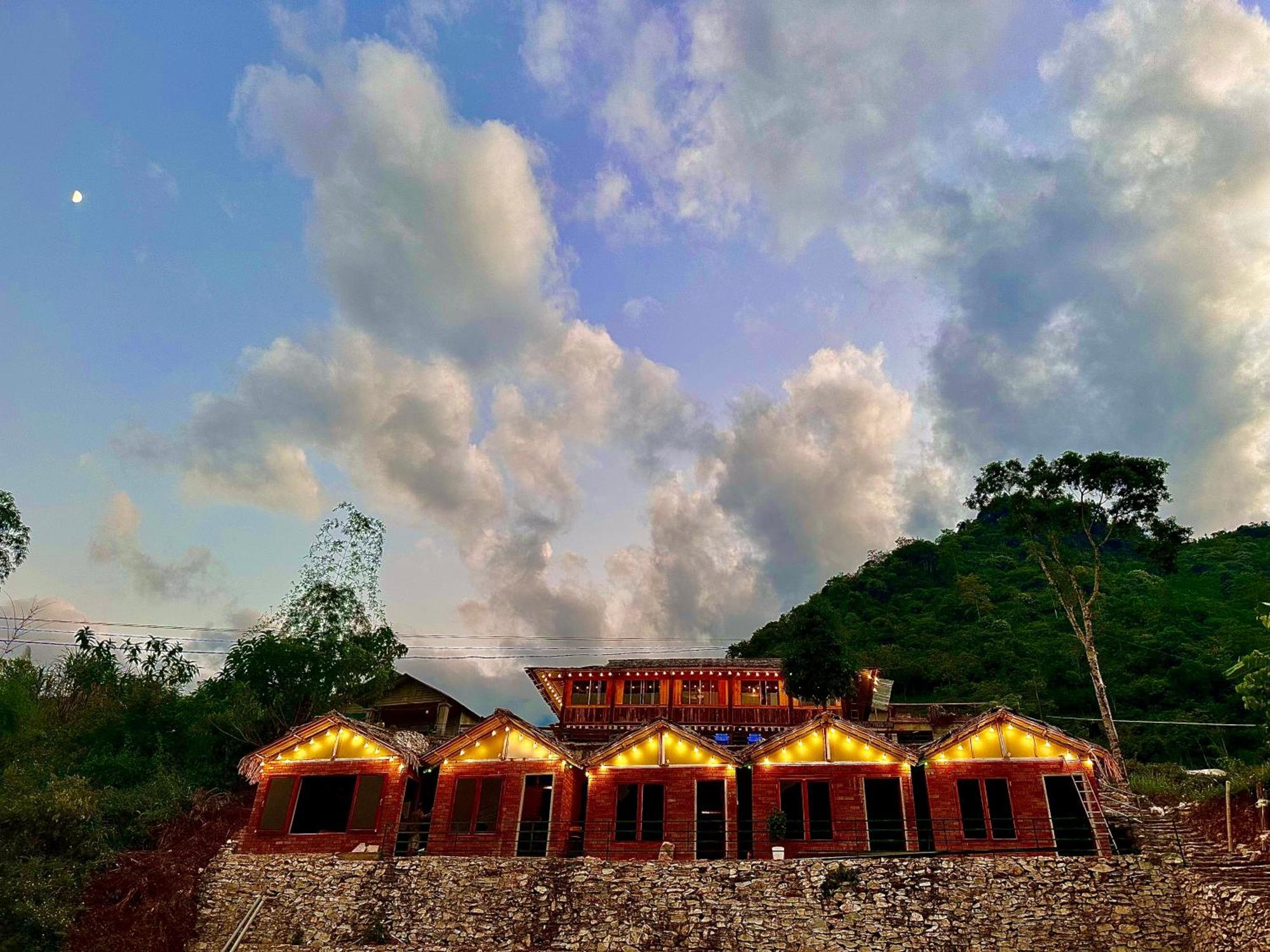 Du Gia Cozy Homestay & Tours Làng Cac Extérieur photo